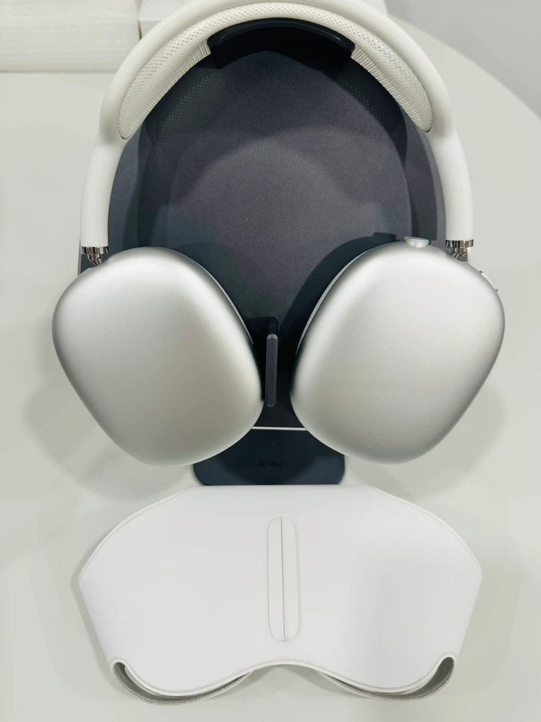 Apple AirPods Max Silver