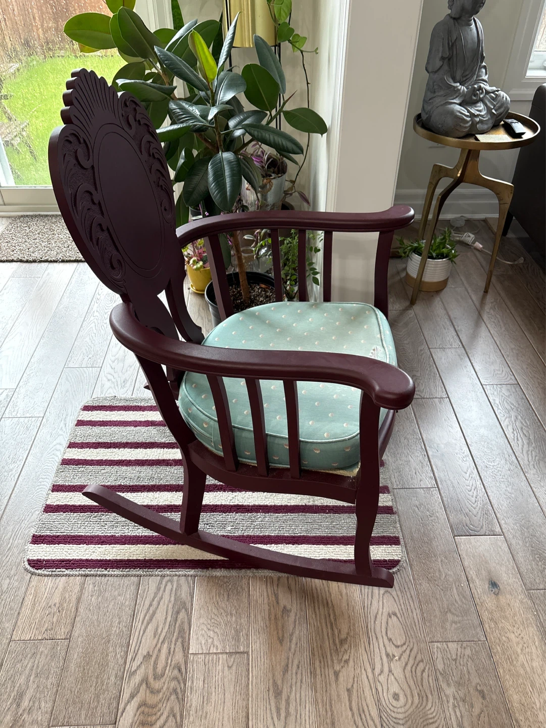 Vintage Rocking Chair - photo 2