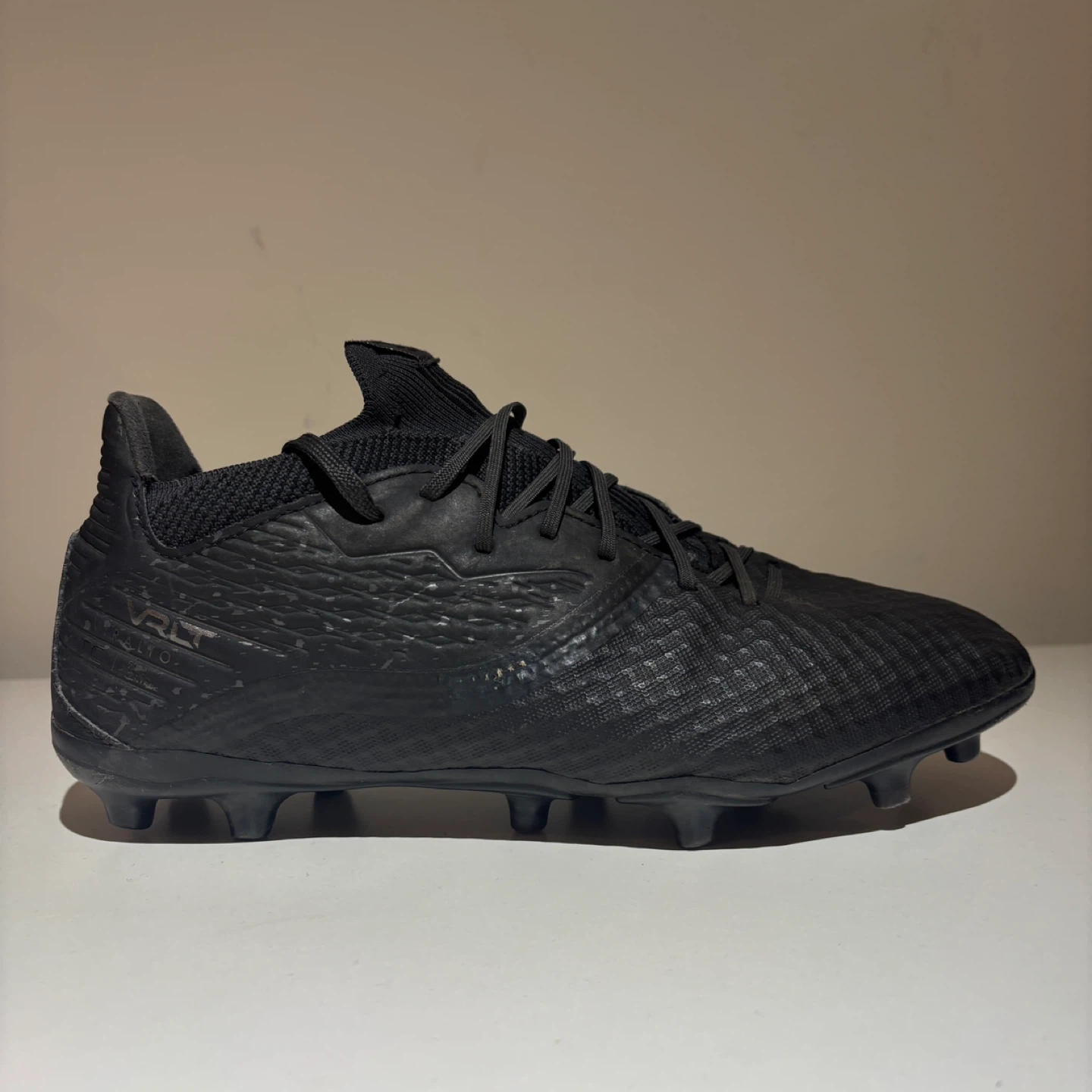 Soccer cleats sz10 (Kipsta Viralto) - photo 3