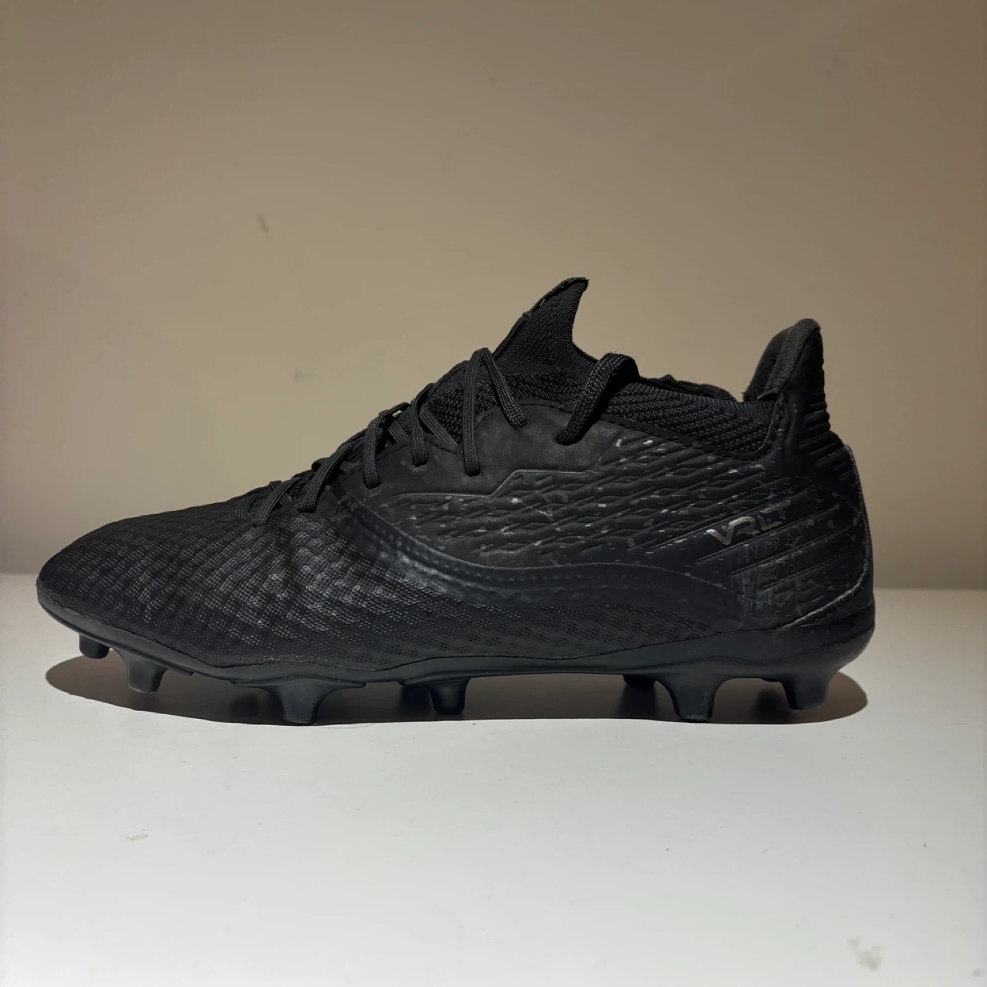 Soccer cleats sz10 (Kipsta Viralto) - photo 4