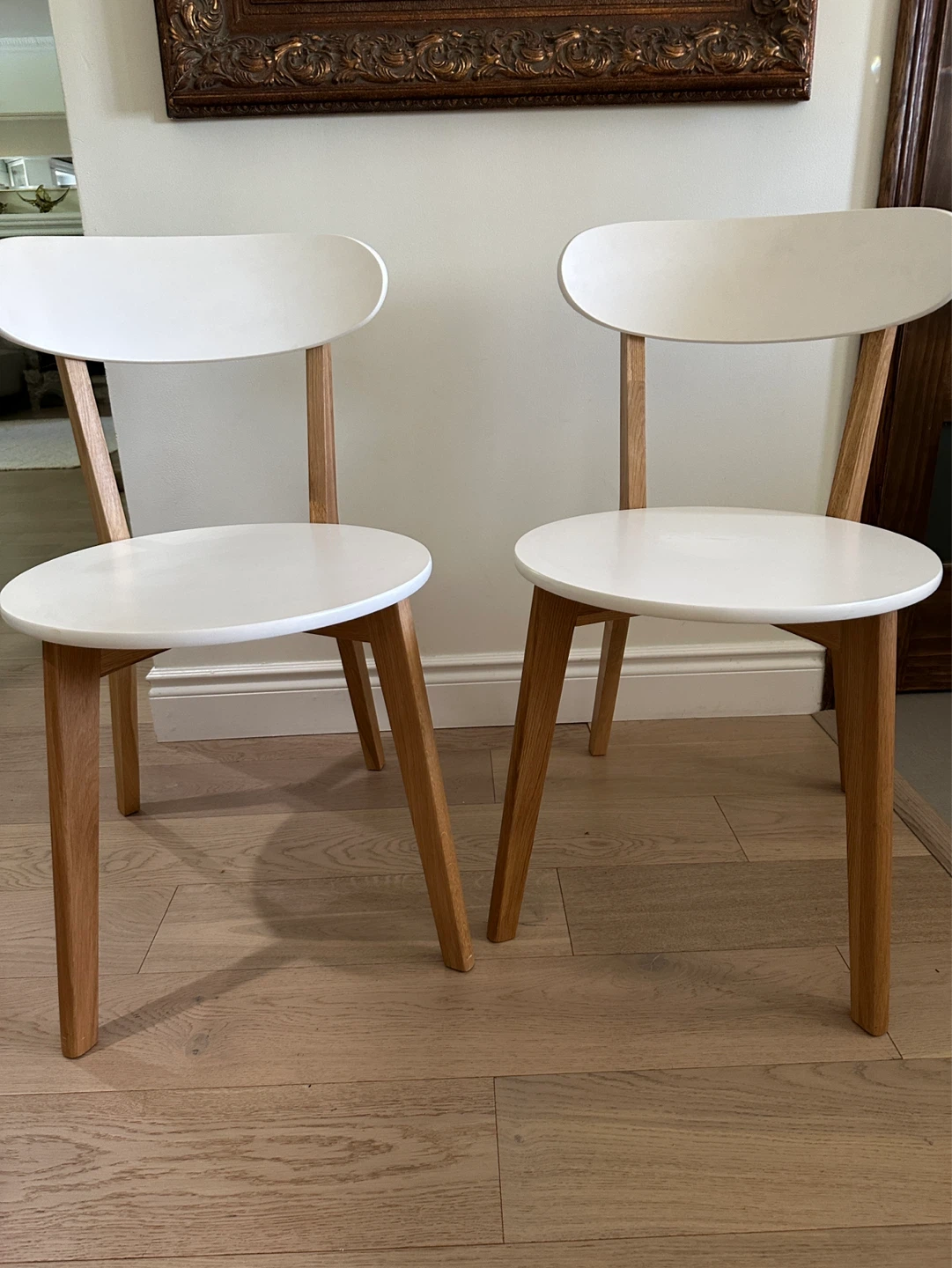 Set of 2 White Modern Dining Chairs - photo 2