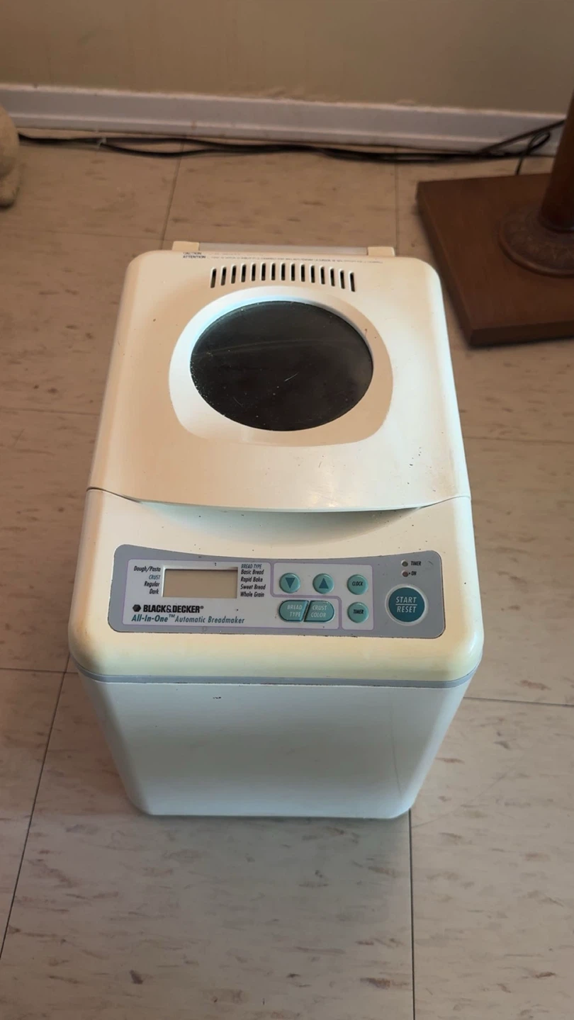 BLACK+DECKER All-in-One Automatic Breadmaker - photo 5