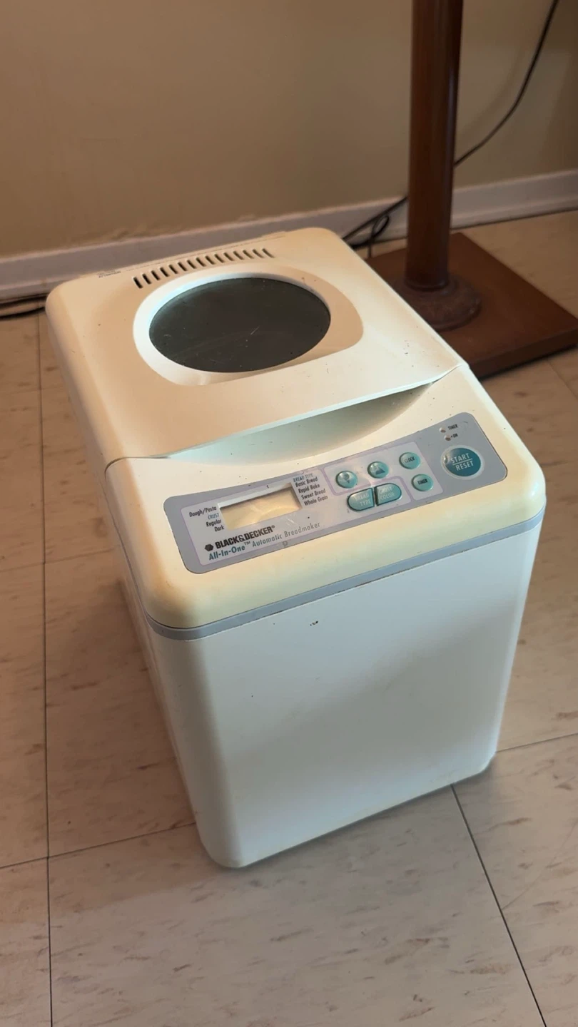 BLACK+DECKER All-in-One Automatic Breadmaker - photo 2