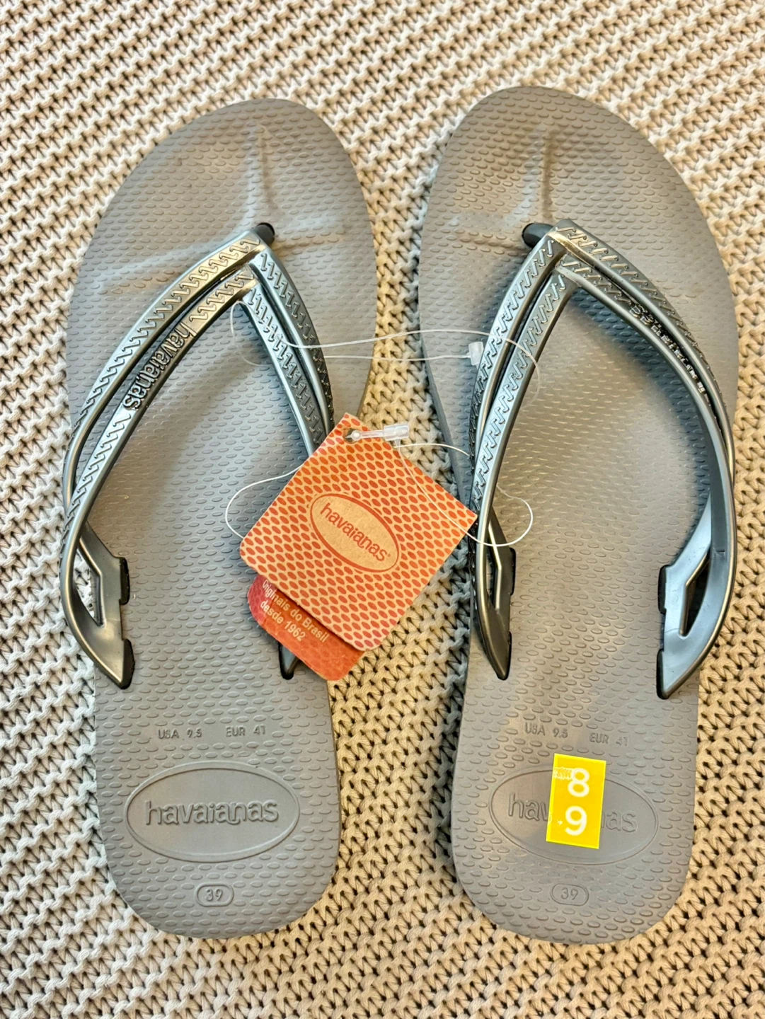 Havaianas Flip Flops Gray Size 39