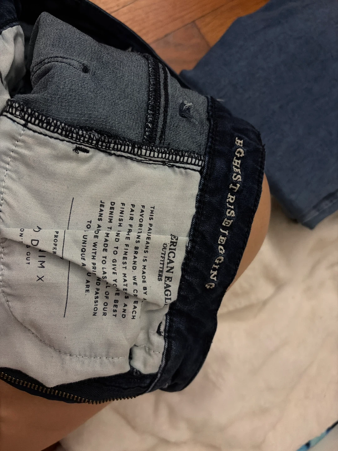 American Eagle Outfitters High-Waisted Jegging Size 6 - photo 3