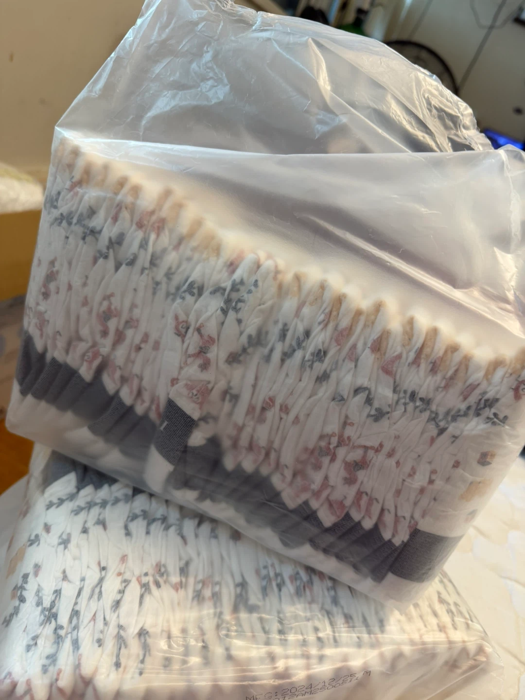 Size 1 diapers - photo 3