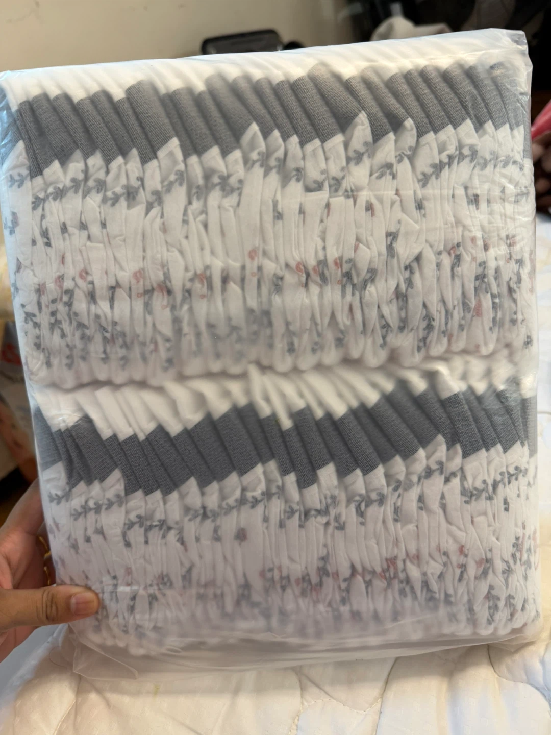 Size 1 diapers - photo 2