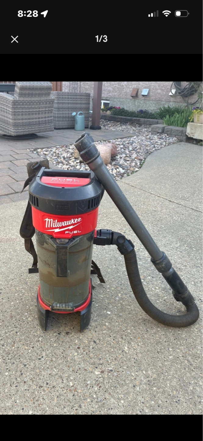 Milwaukee M18 FUEL Backpack Vacuum
