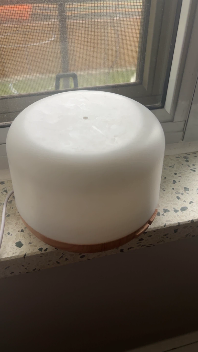 White Aroma Diffuser with Wooden Base - photo 3