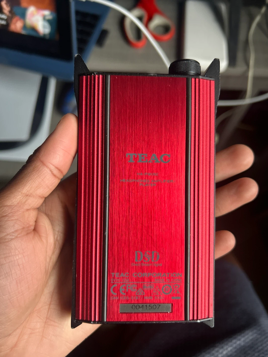 TEAC Portable Hi-Res Audio Player Red - photo 2