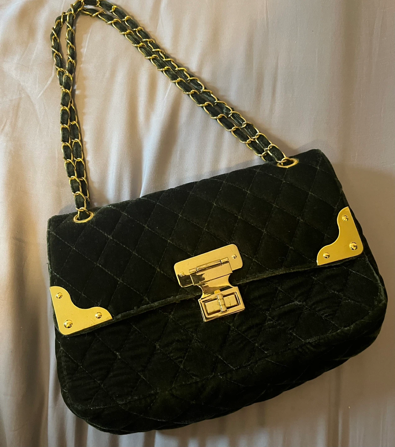 Quilted Velvet Shoulder Bag with Gold Chain