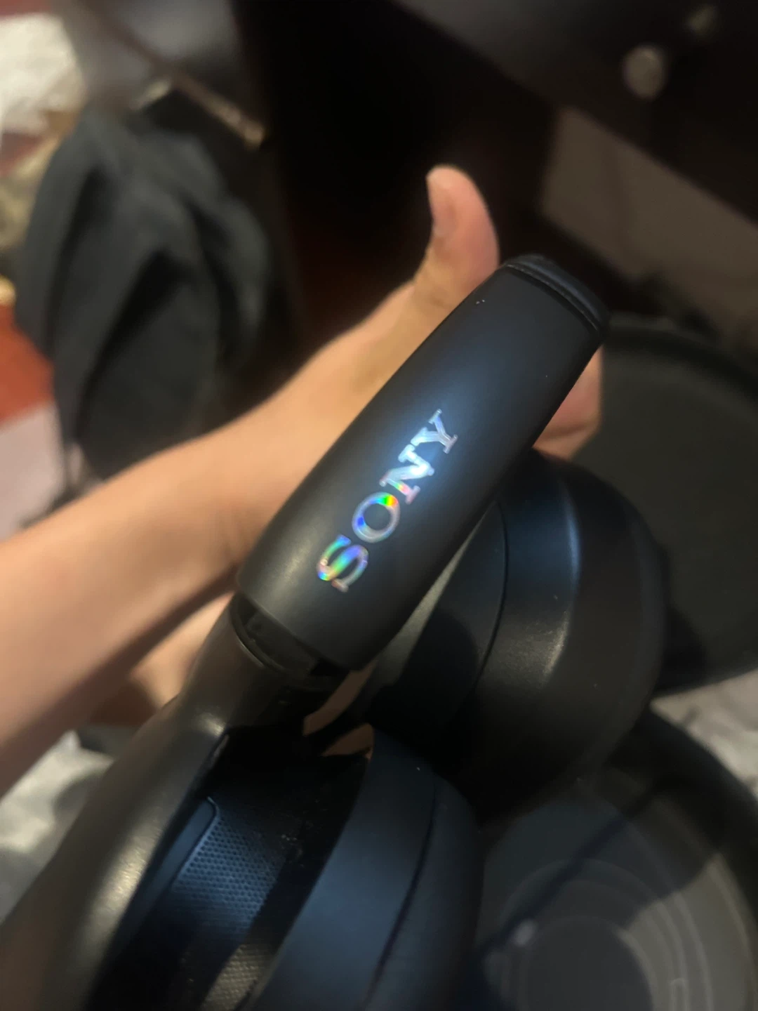 Sony Noise Cancelling Headphones with Case - photo 4