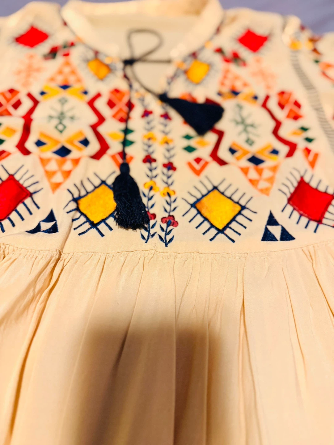 Cream Embroidered Dress with Tassels - Size M - photo 4