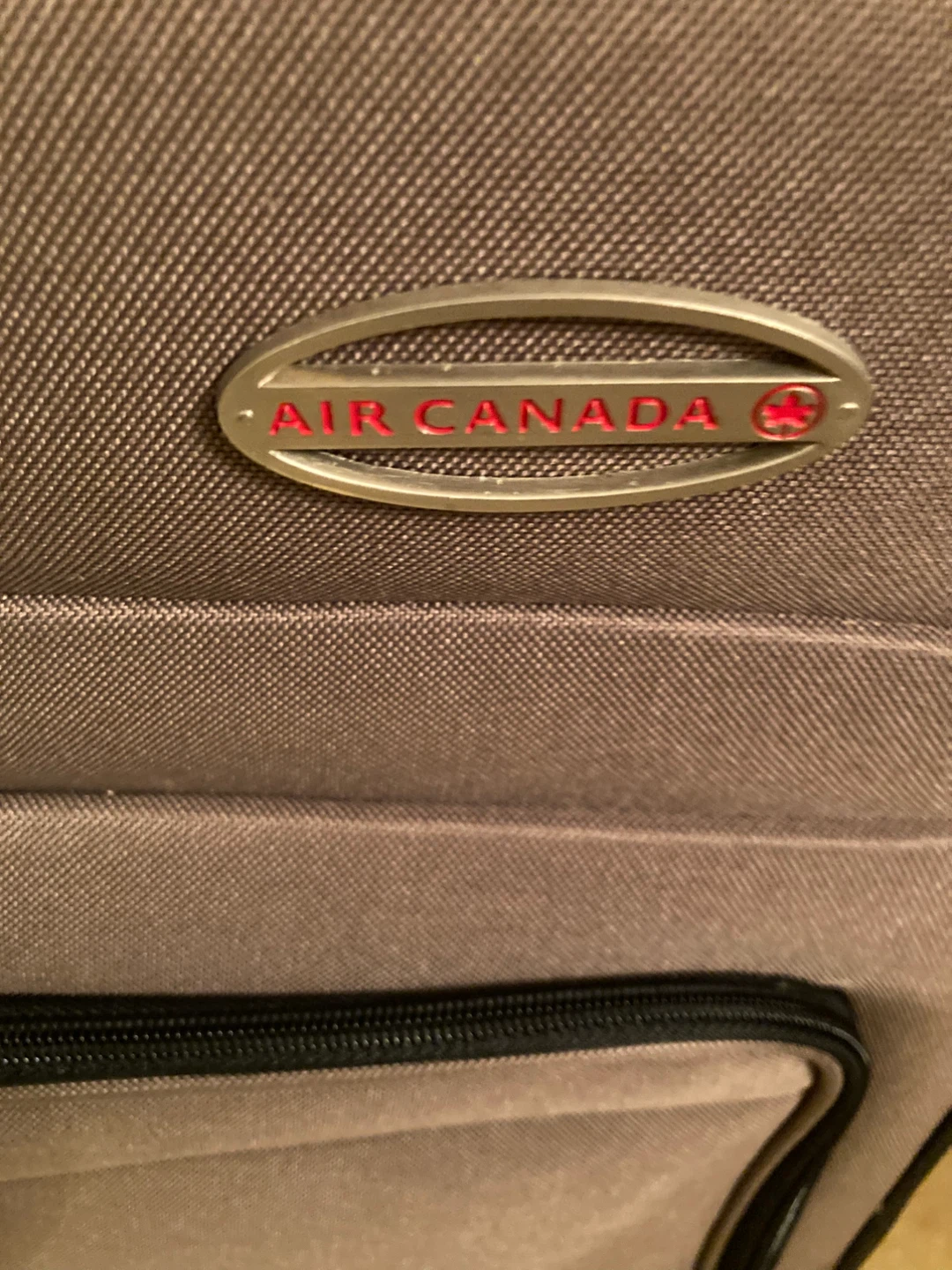 Air Canada "Super Light" Luggage on wheels - photo 3