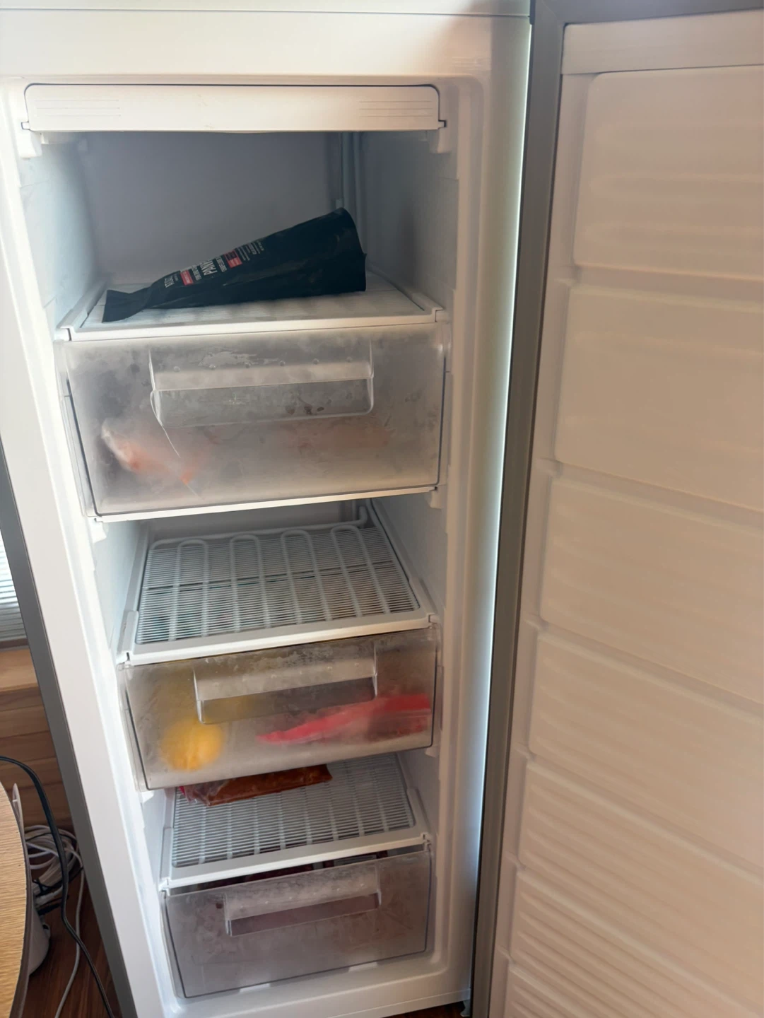 Danby Upright Freezer - photo 3