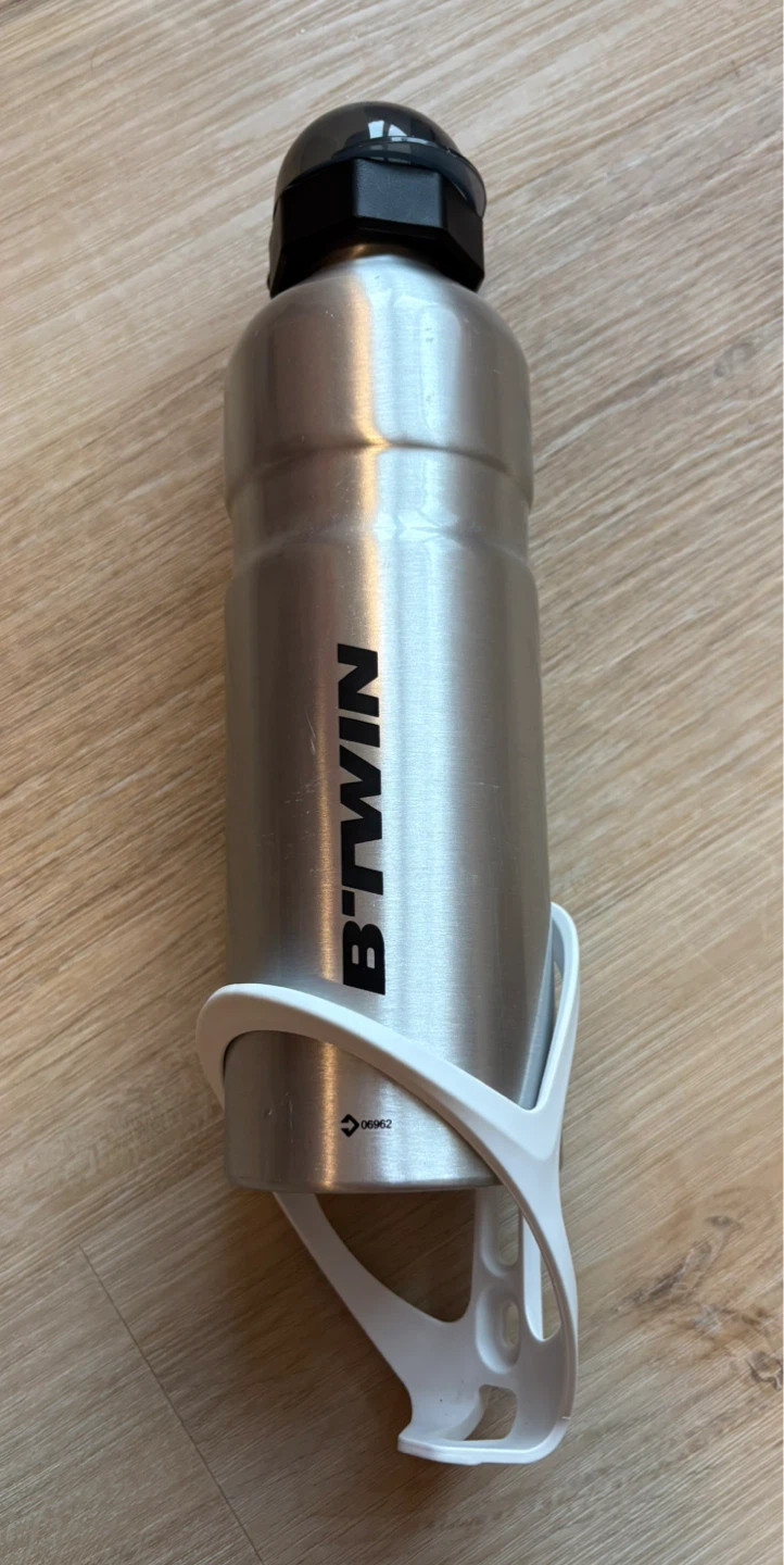 B'TWIN 750ml Water Bottle Slightly Used