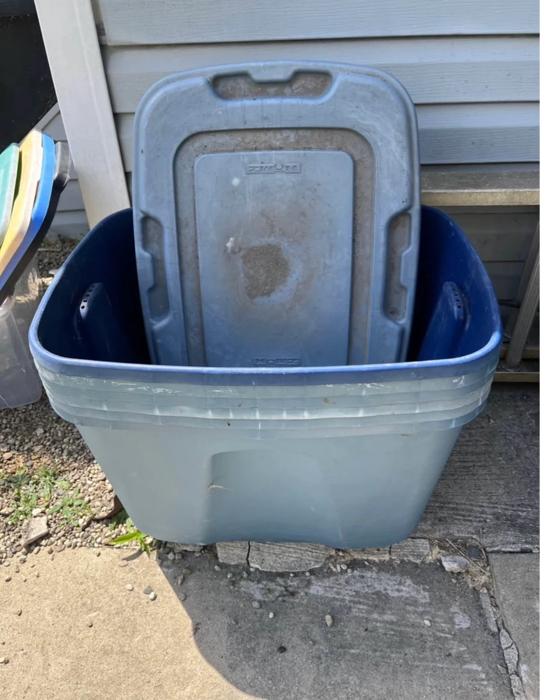 6 lids with totes {$5 ea - $30 for all} - photo 2