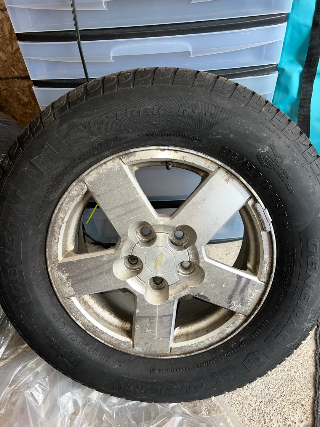 4 General EverTrek RT Tires + Chevrolet 16” Rims Size: 225/65R16 - photo 3