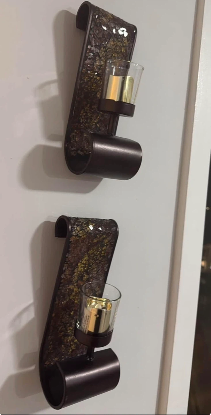 Set of 2 Scroll Metal Tealight Holders