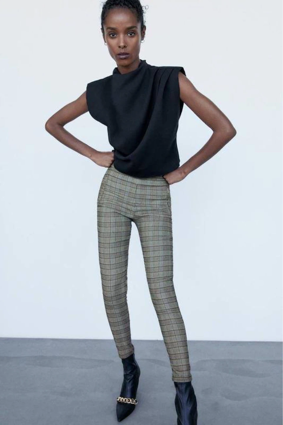 ZARA Plaid Leggings – Size XS