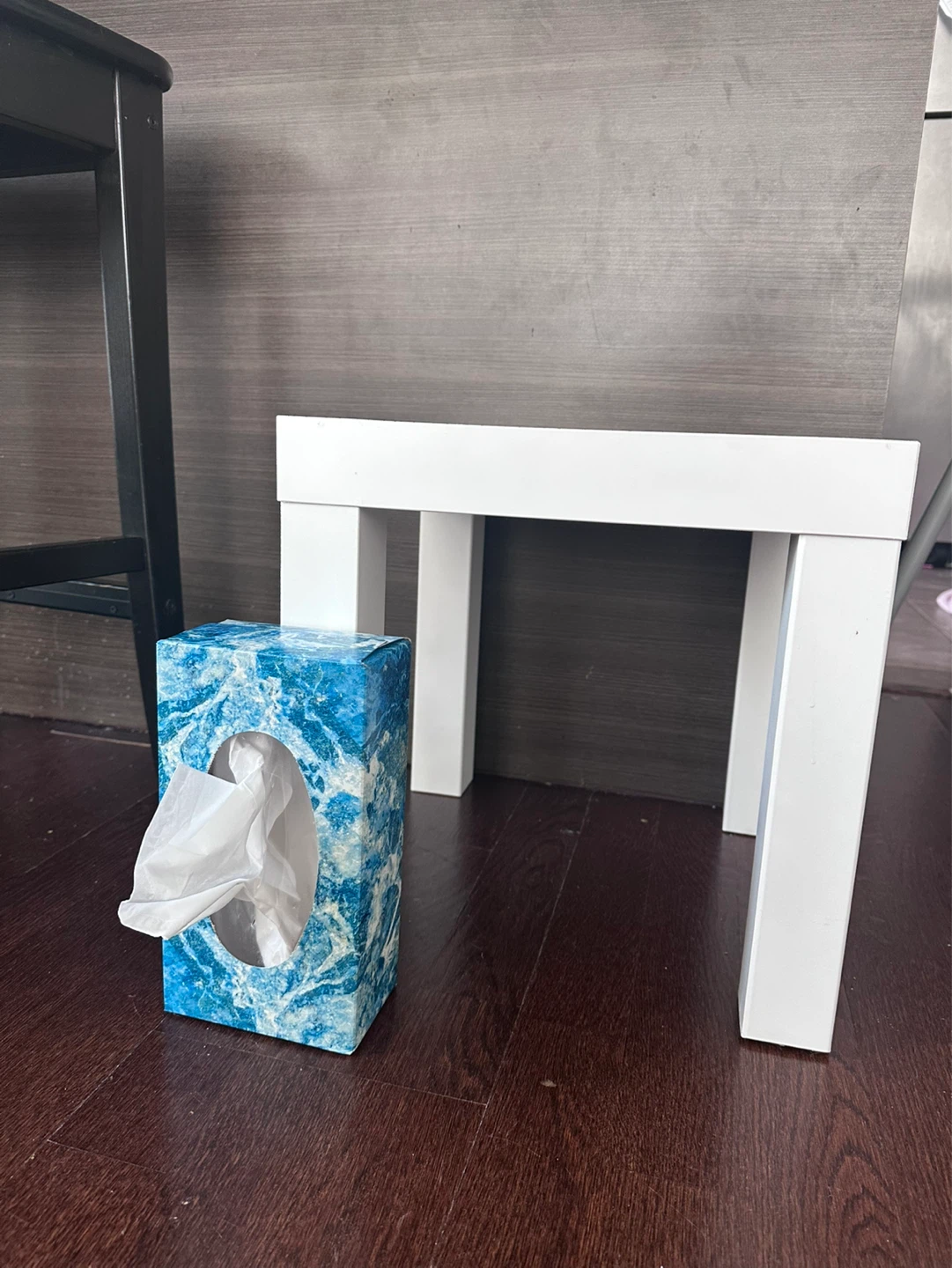 White Side Table - photo 2