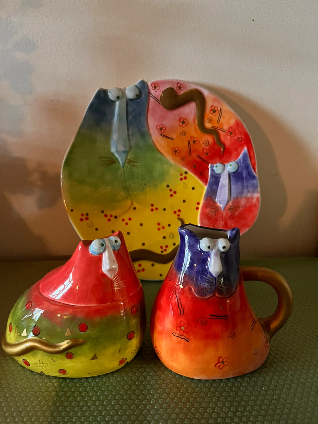 NEW Hand made ceramic set - sugar, creamer, plate