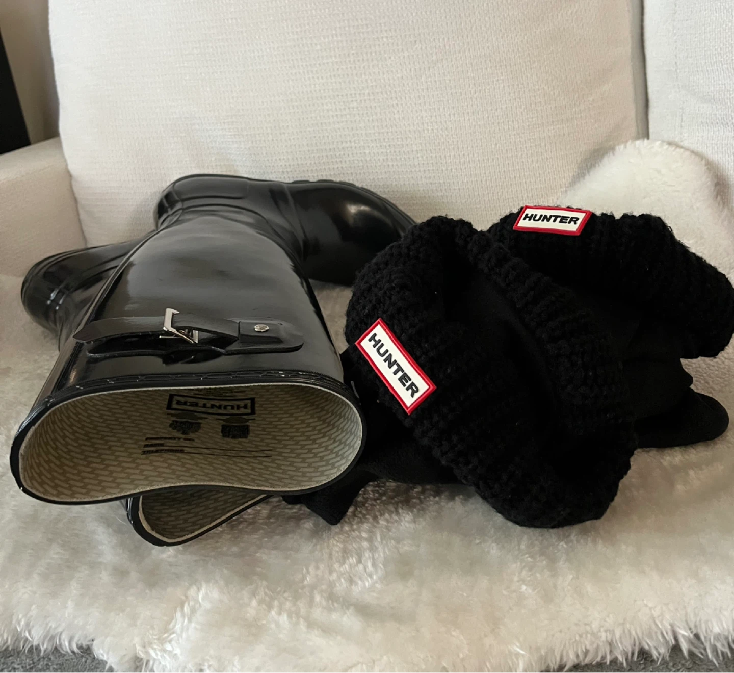 Hunter Original Gloss Tall Rain Boots with Black Knit Socks - photo 2