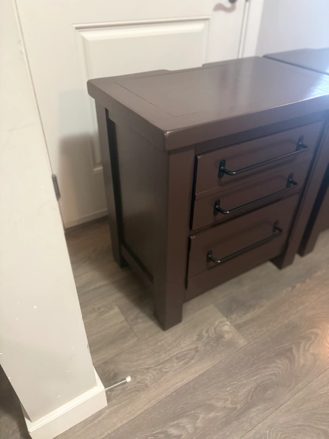 Set of 2 Brown Nightstands with 2 Drawers - photo 3