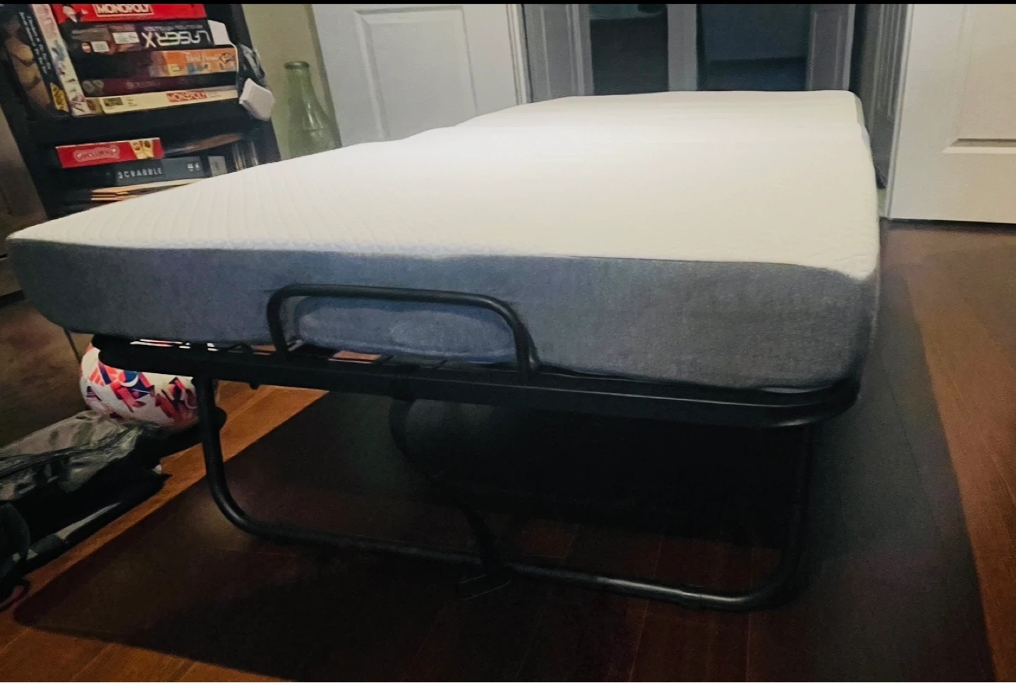 Folding bed with mattress - photo 4