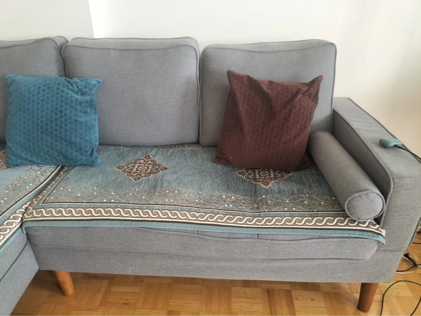Grey L-Shaped Sectional Sofa / Couch - photo 5