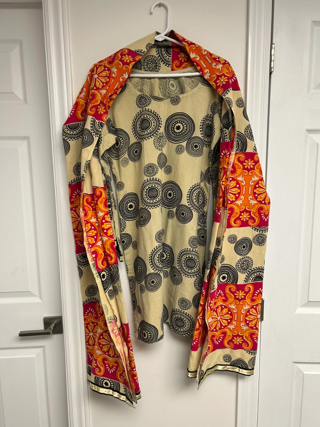 2 piece Long Sleeve Printed khaddar Tunic Top