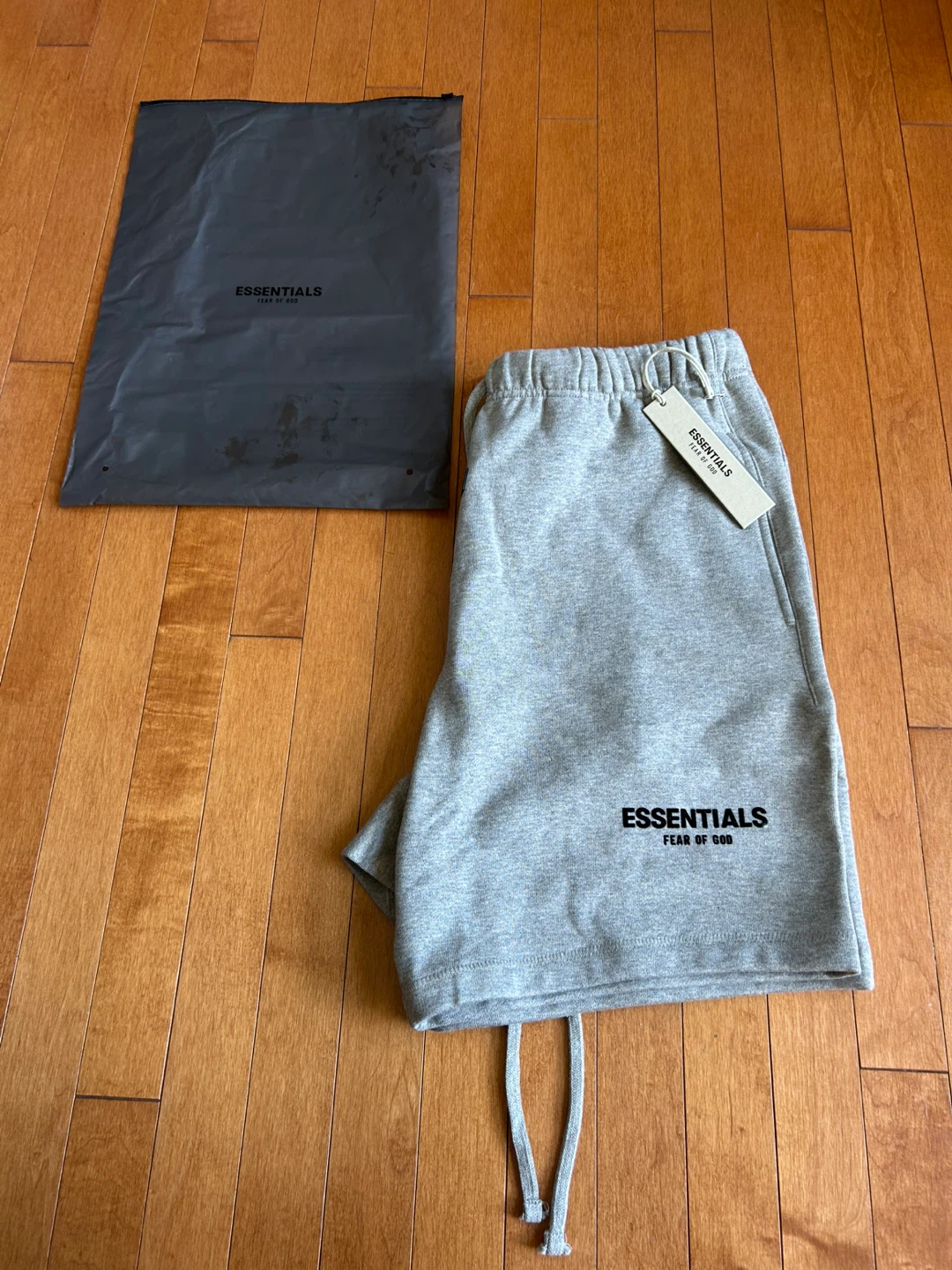 Essentials Dark Oatmeal Short