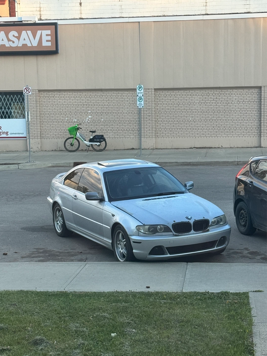 Silver BMW 3 Series Coupe - photo 2