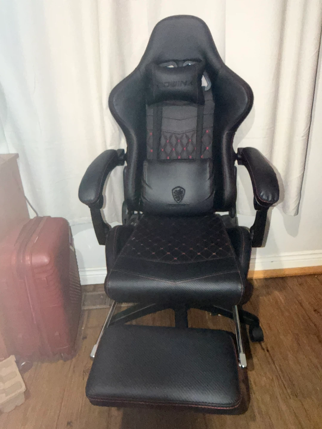 Dowinx Gaming Chair with Footrest and Lumbar Support - photo 2