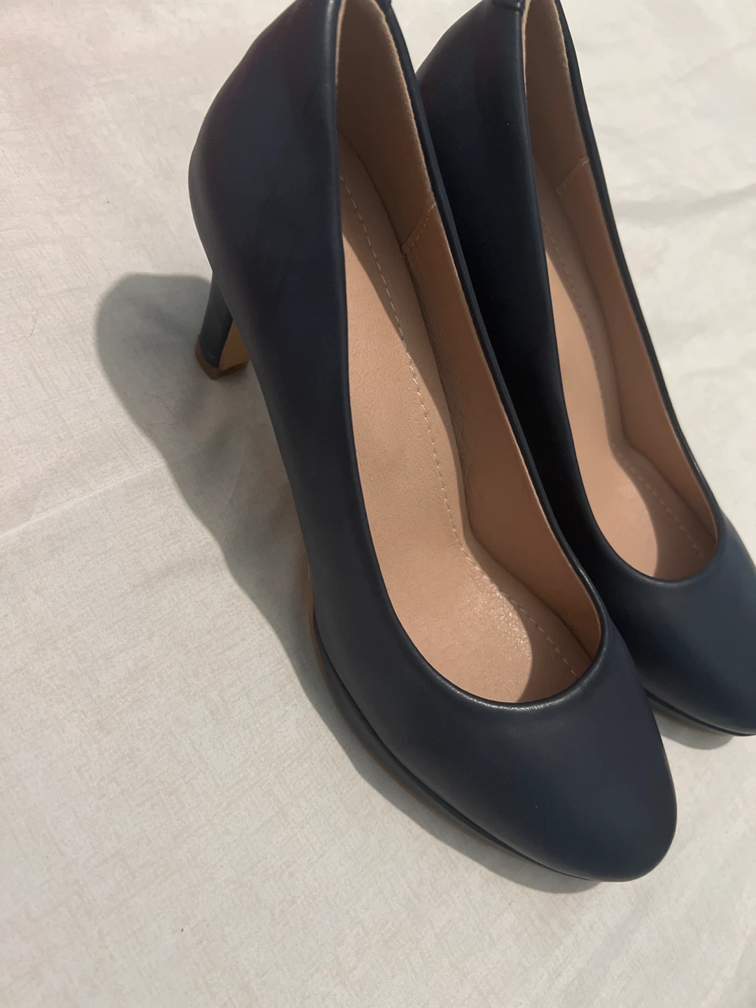 Navy Blue Women's Heels size 40 - photo 2