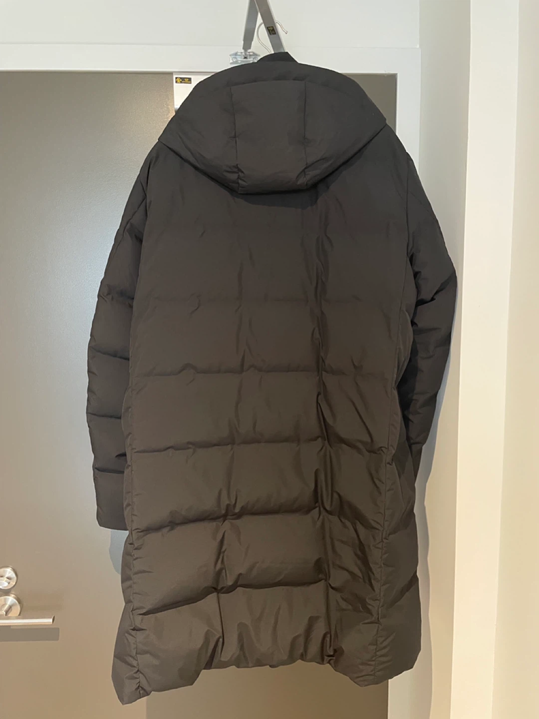 Uniqlo Men’s Down Long Coat (Size L) - photo 2