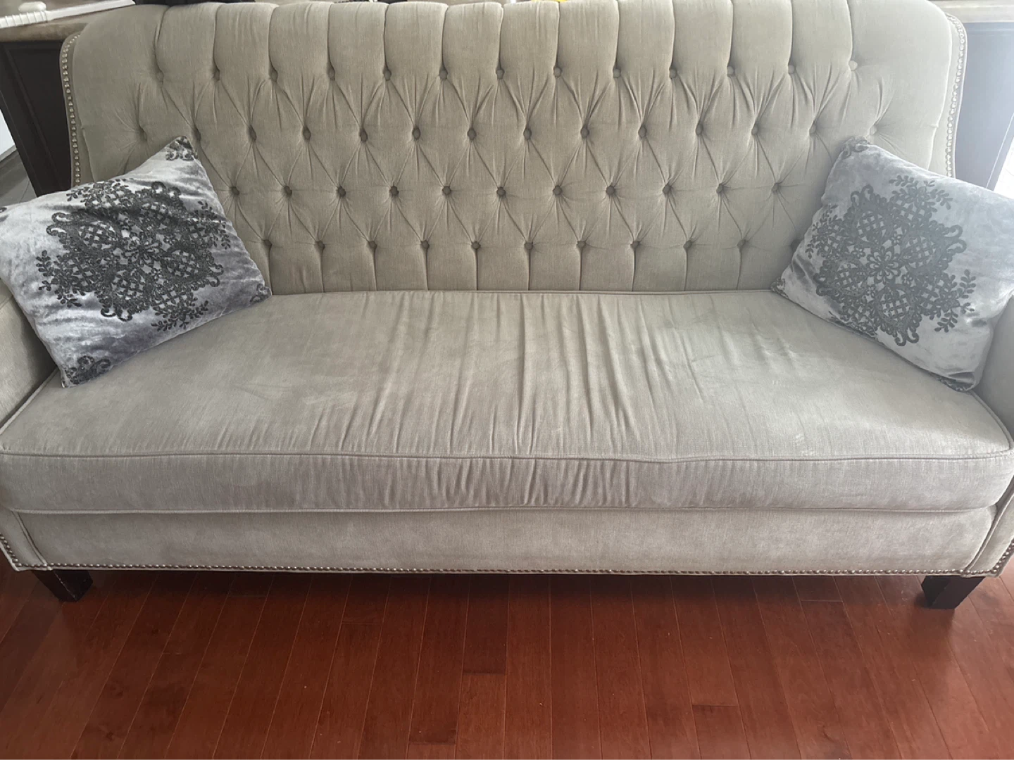 Tufted Loveseat Sofa with Decorative Pillows