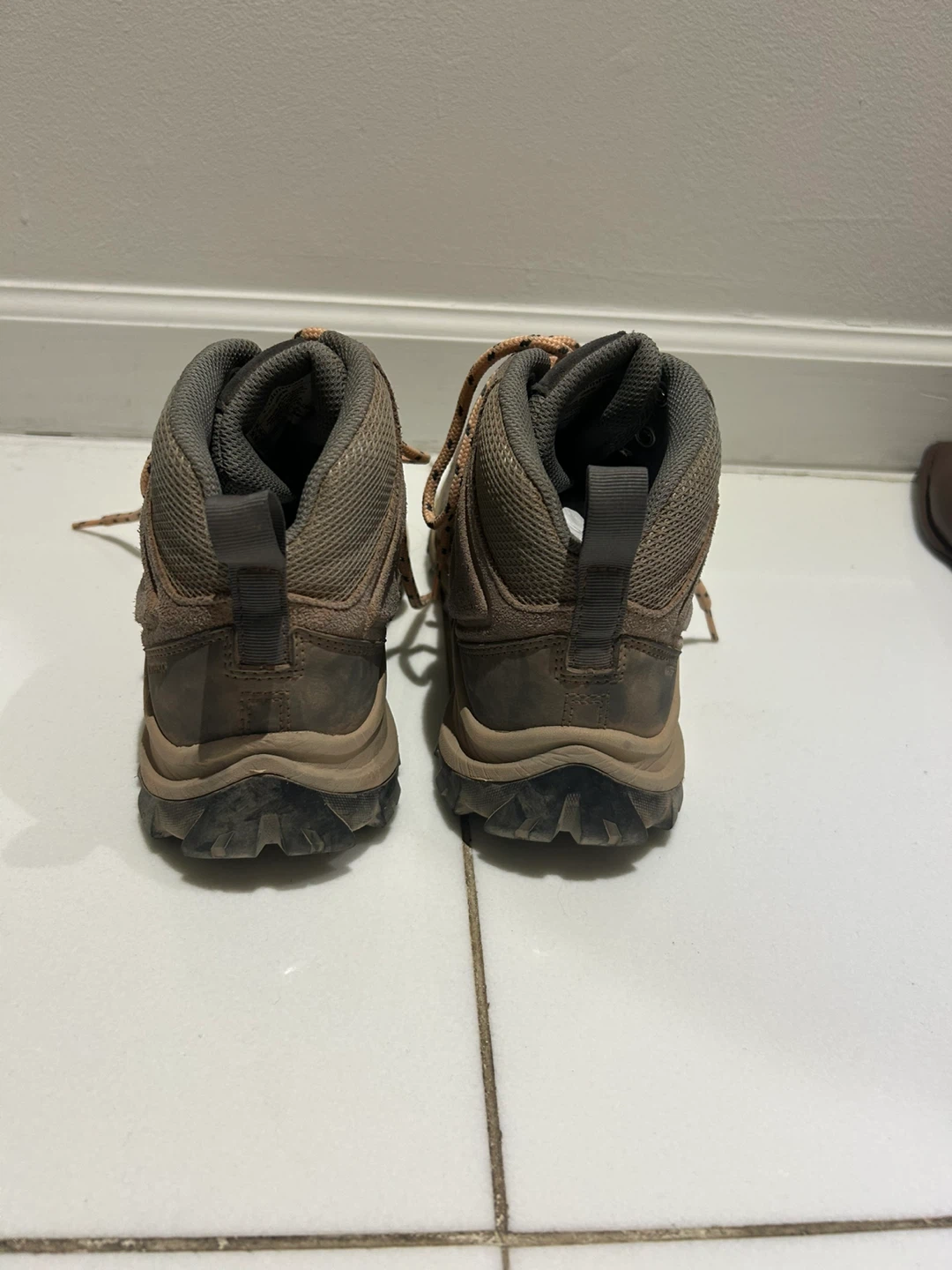 Columbia Women's Hiking Boots - photo 3