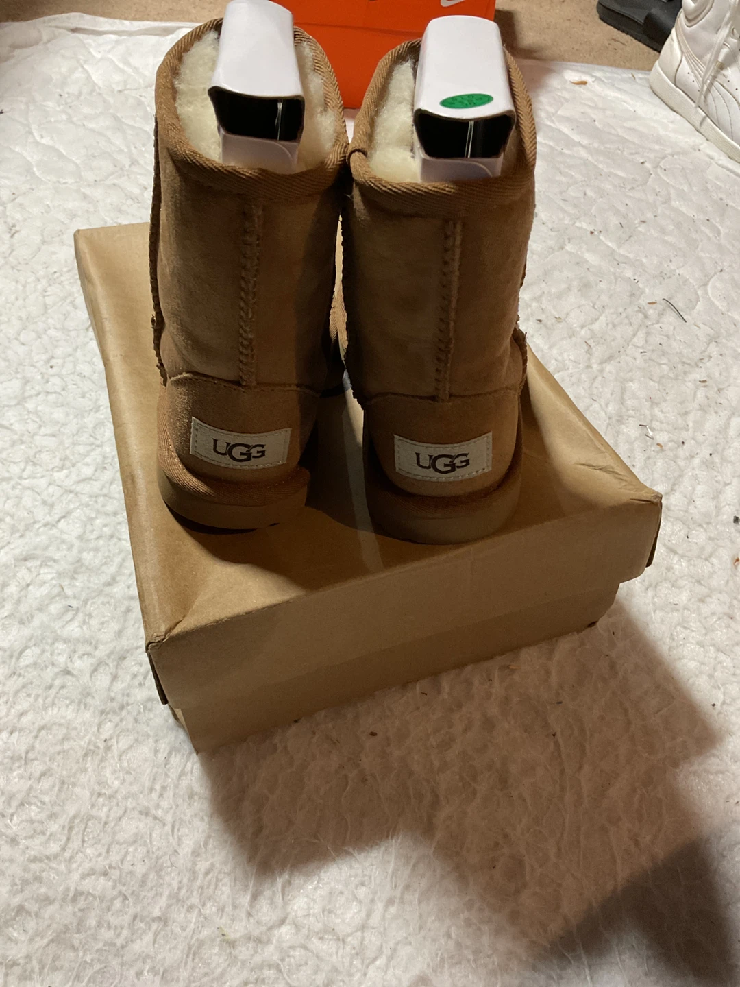 UGG Australia Mini Boots - Toddler Size 7 - photo 2
