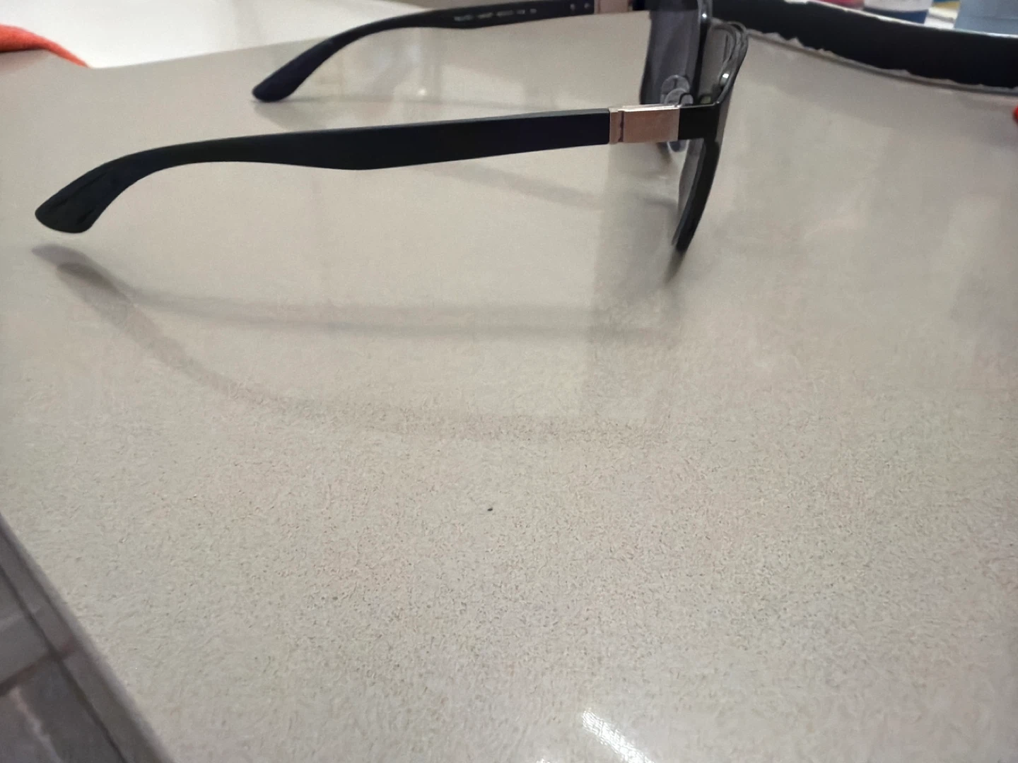 Ray-Ban Black Square Sunglasses – Excellent Condition - photo 3