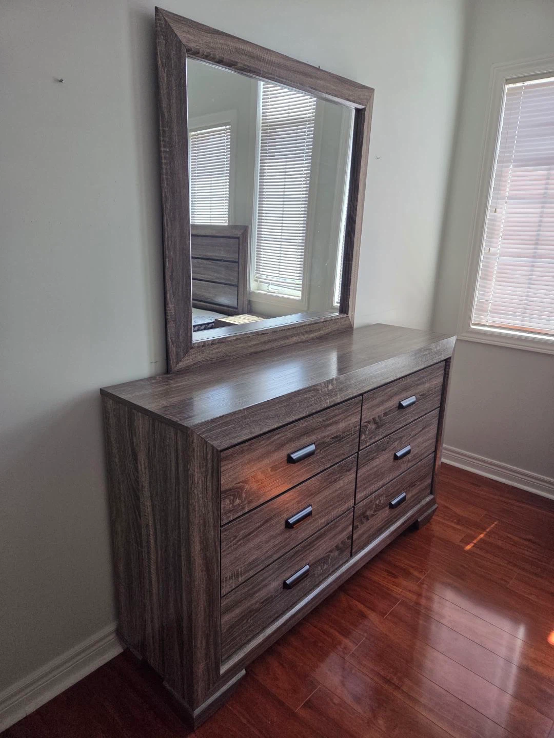 Wooden 6-Drawer Dresser with Mirror - photo 3