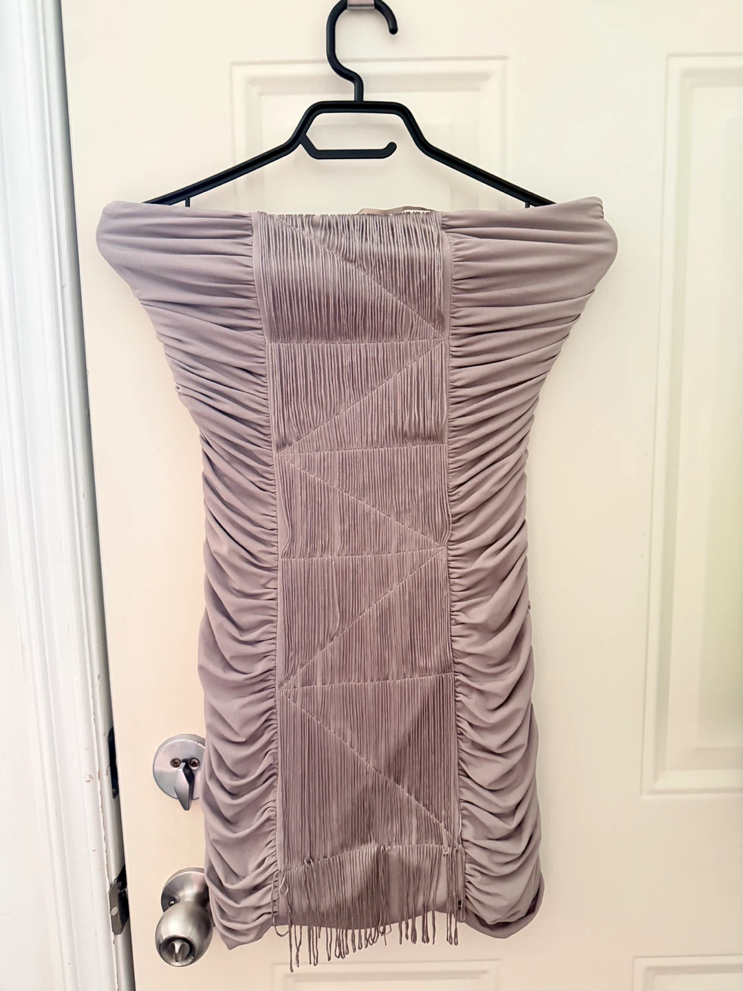 Strapless Ruched Fringe Dress. Size 8 - photo 2