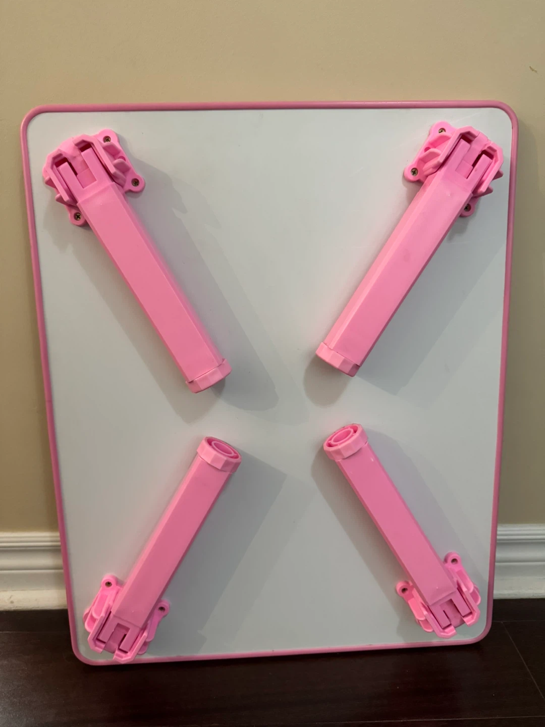 Hello Kitty Kids Folding Table - photo 3