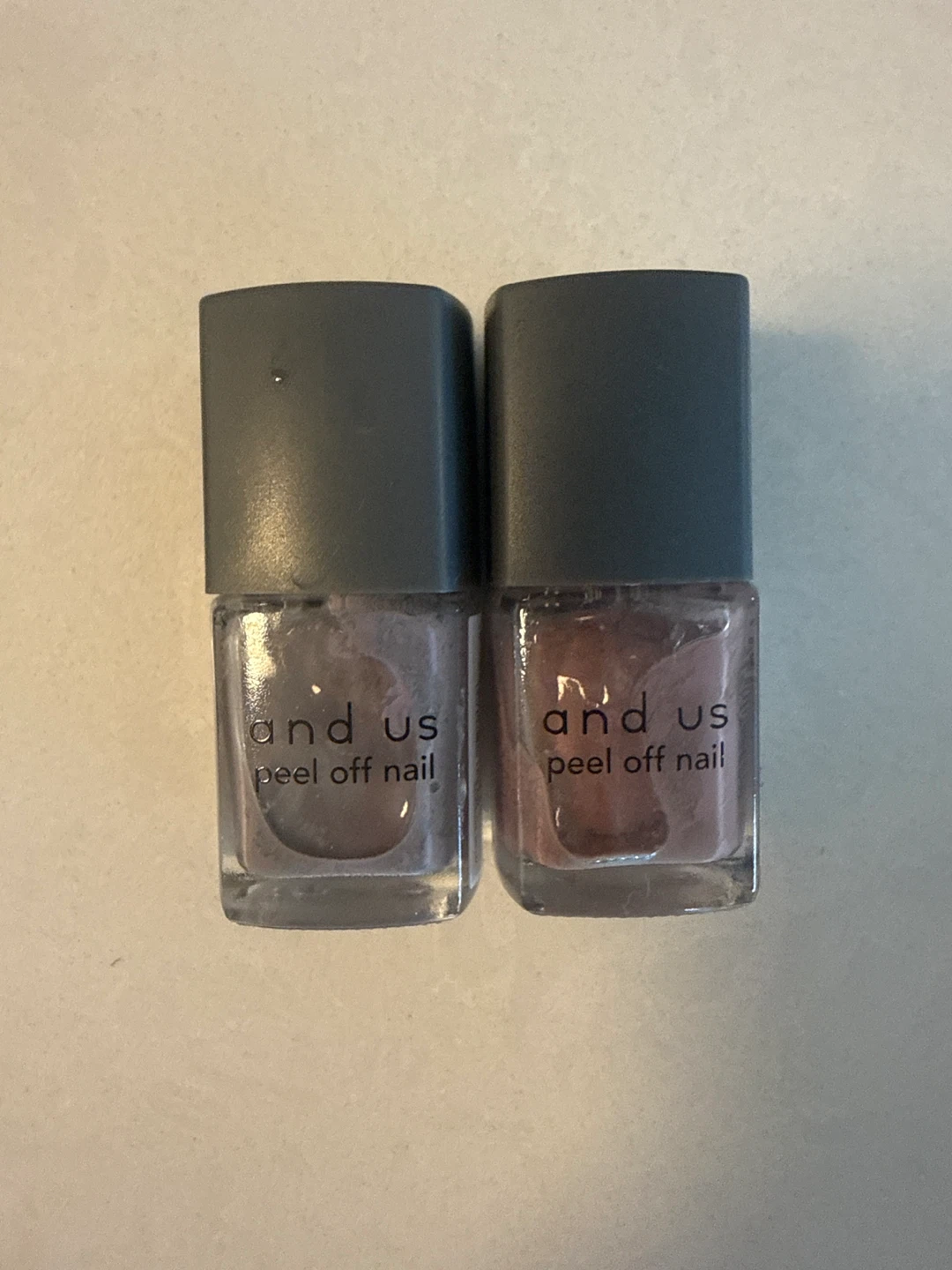 and US Peel Off Nail Polish Set