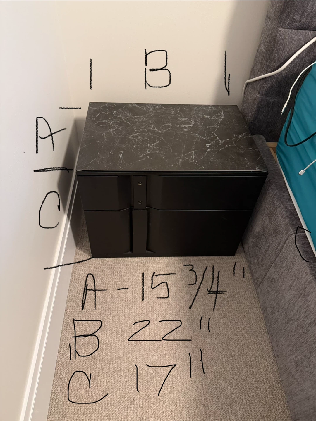 Black 5-Drawer Dresser and night stand set - photo 4