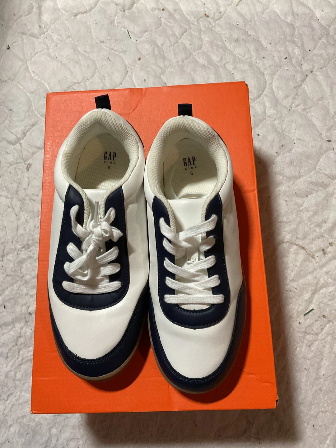 GAP Kids White and Navy Sneakers - Size 5