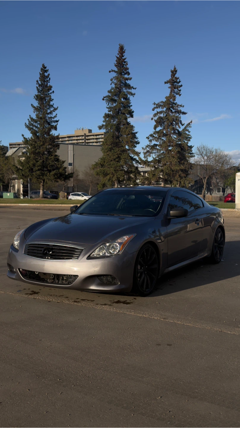 Infiniti G37 Coupe RWD