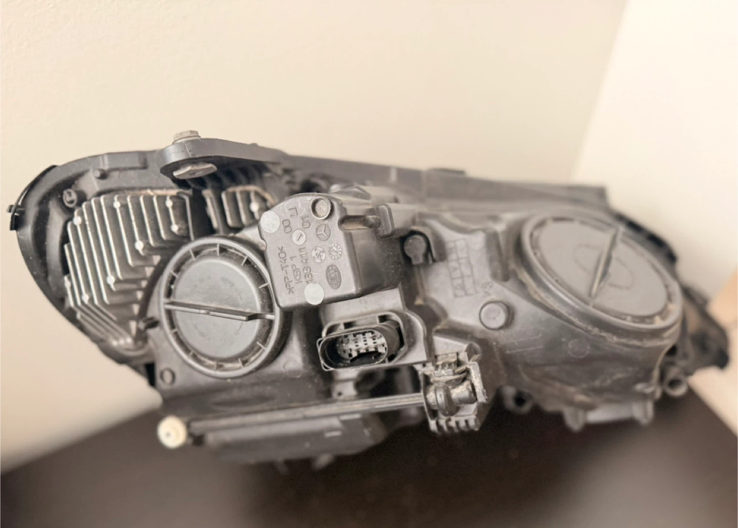 OEM W212 Mercedes Driver’s side Headlights - photo 5