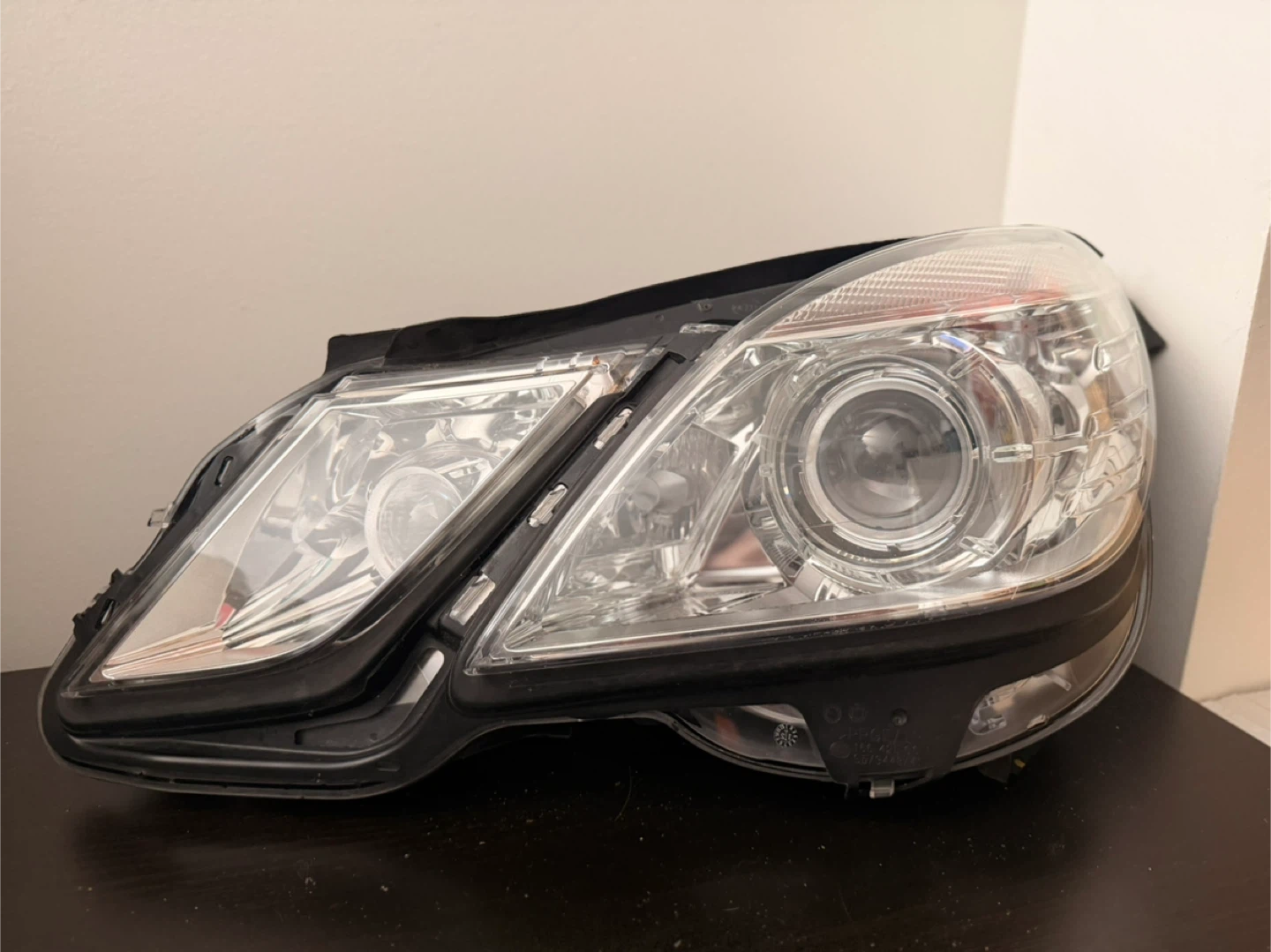OEM W212 Mercedes Driver’s side Headlights - photo 2