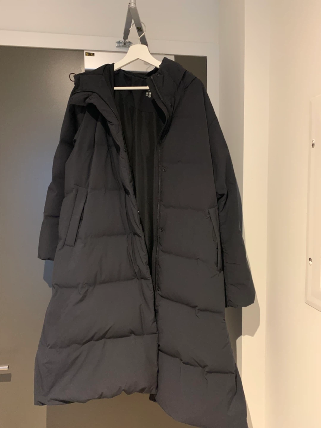 Uniqlo Women’s Down Long Coat (XL)